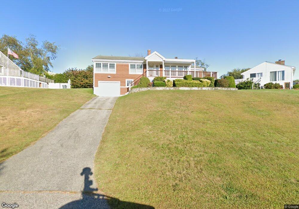 3 Algonquin Dr, Middletown, RI 02842 - photo 1