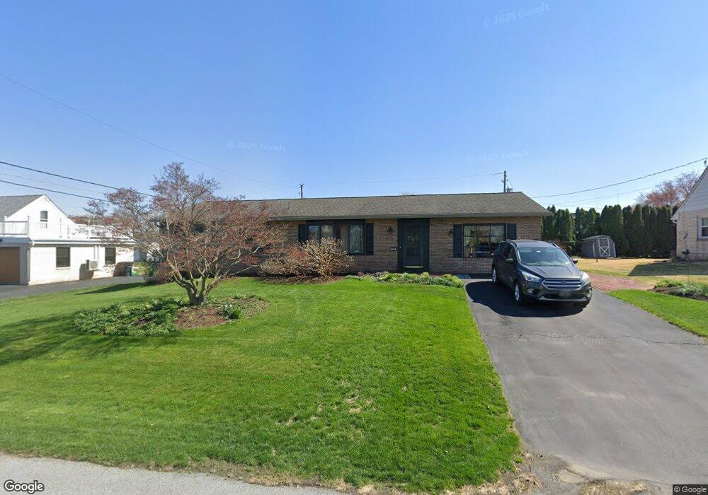 36 Cedar Ave, Brownstown, PA 17508 - photo 1