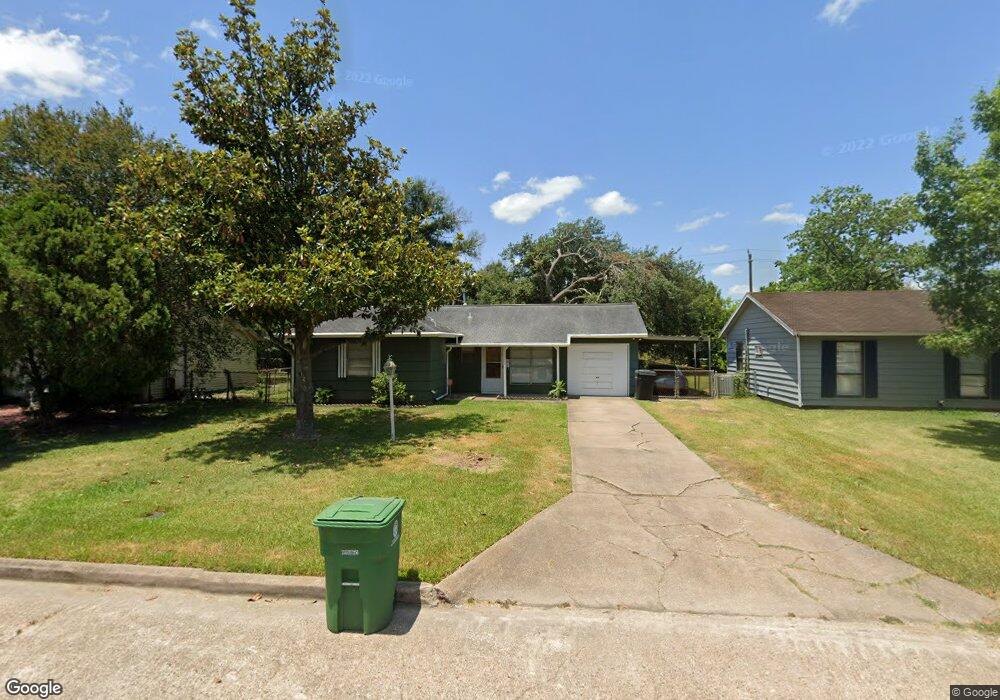 10910 Eddyrock St, Houston, TX 77089 - photo 1