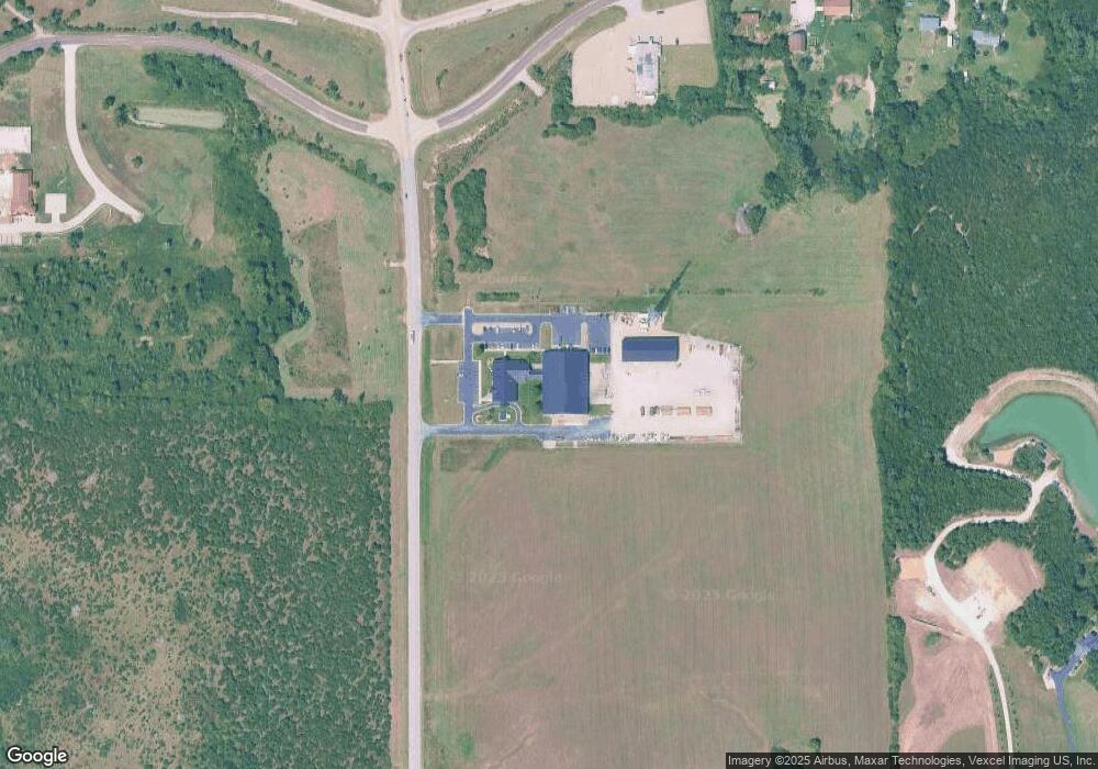 1100 SW Auburn Rd, Topeka, KS 66615 - photo 1