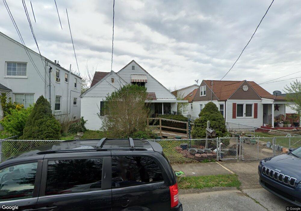 317 18th St, Dunbar, WV 25064 - photo 1