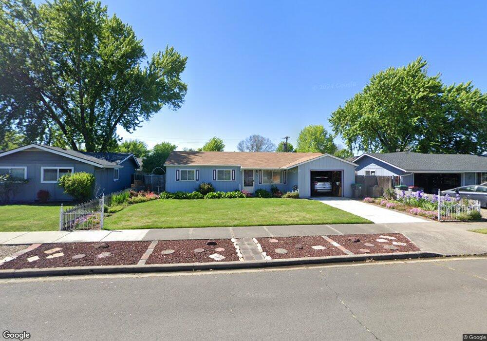 1434 Pleasant St, Medford, OR 97504 - photo 1