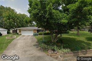 1468 W Glenn Dr, Decatur, IL 62526