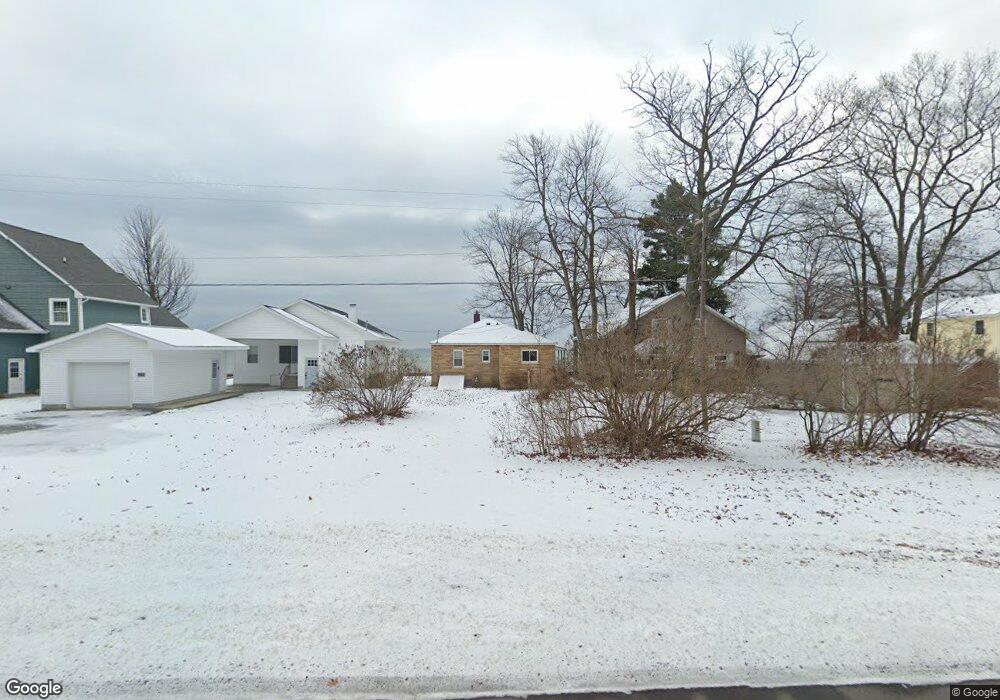 316 N Huron Rd, Au Gres, MI 48703 - photo 1