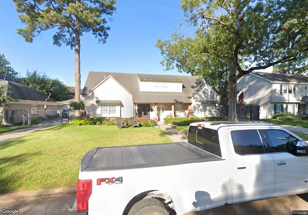 879 Glenchester St, Houston, TX 77079 - photo 1