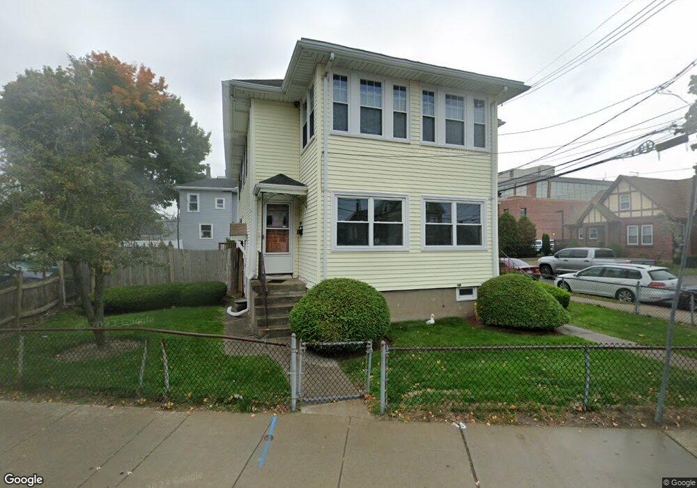 209 High St, Waltham, MA 02453 - photo 1