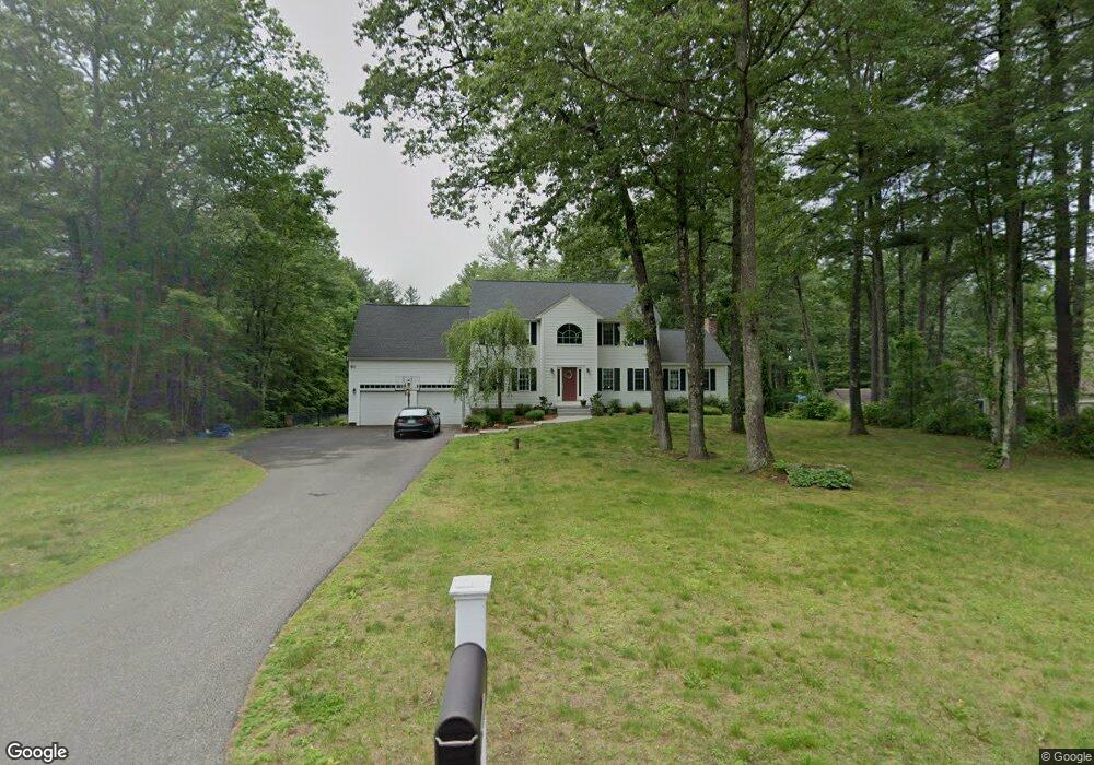 10 Lorraine Dr, Londonderry, NH 03053 - photo 1