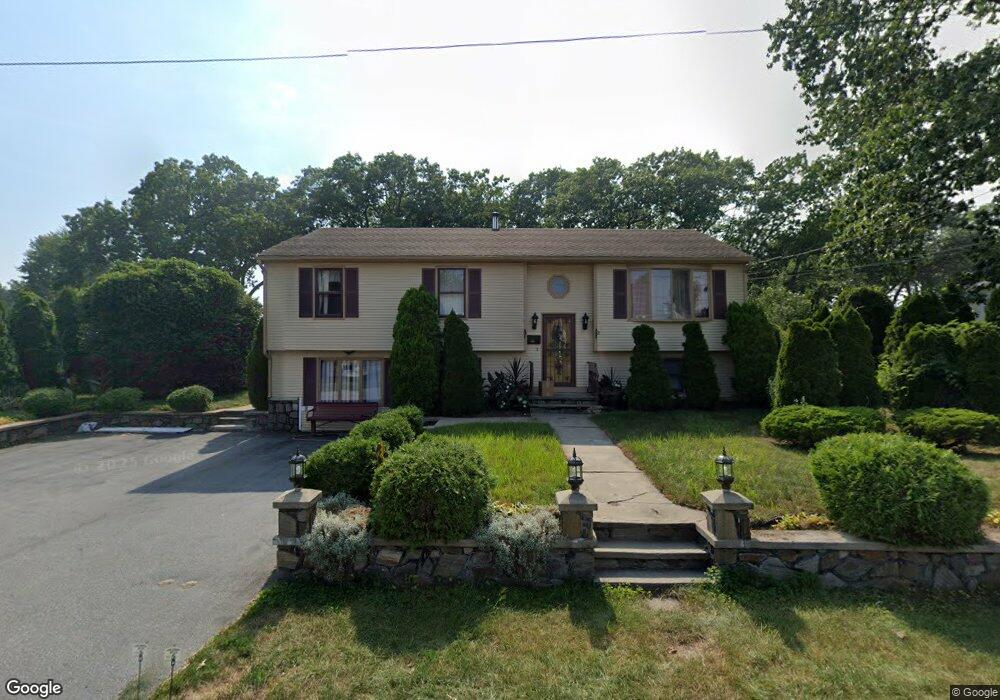 25 Ardway Ave, Warwick, RI 02889 - photo 1