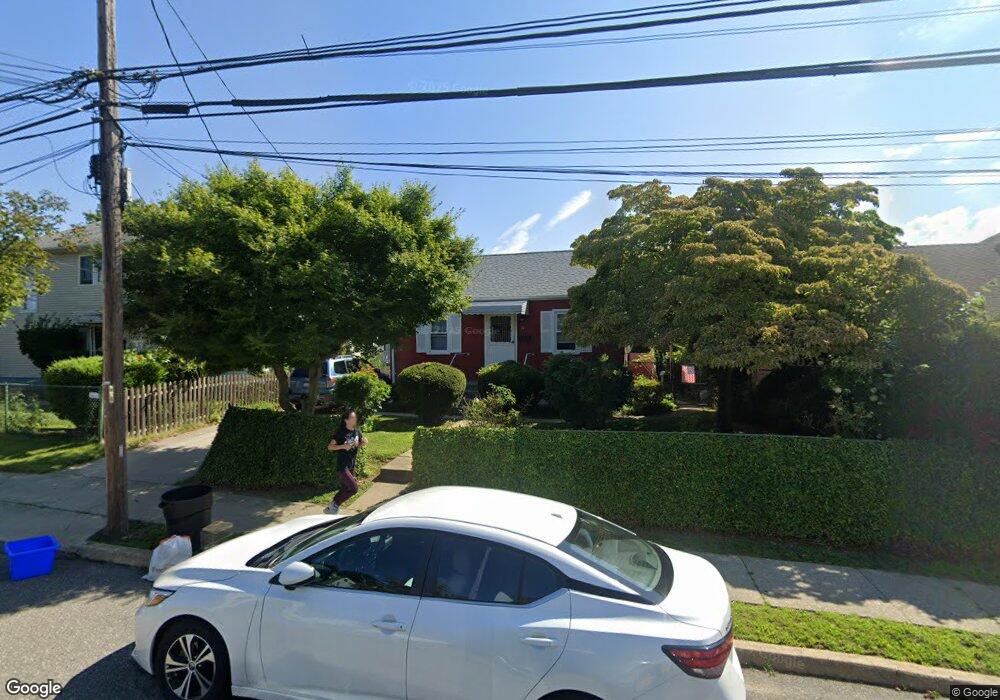 17 Smith St, Glen Cove, NY 11542 - photo 1