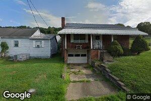 8126 Sweetland Ave, Hamlin, WV 25523