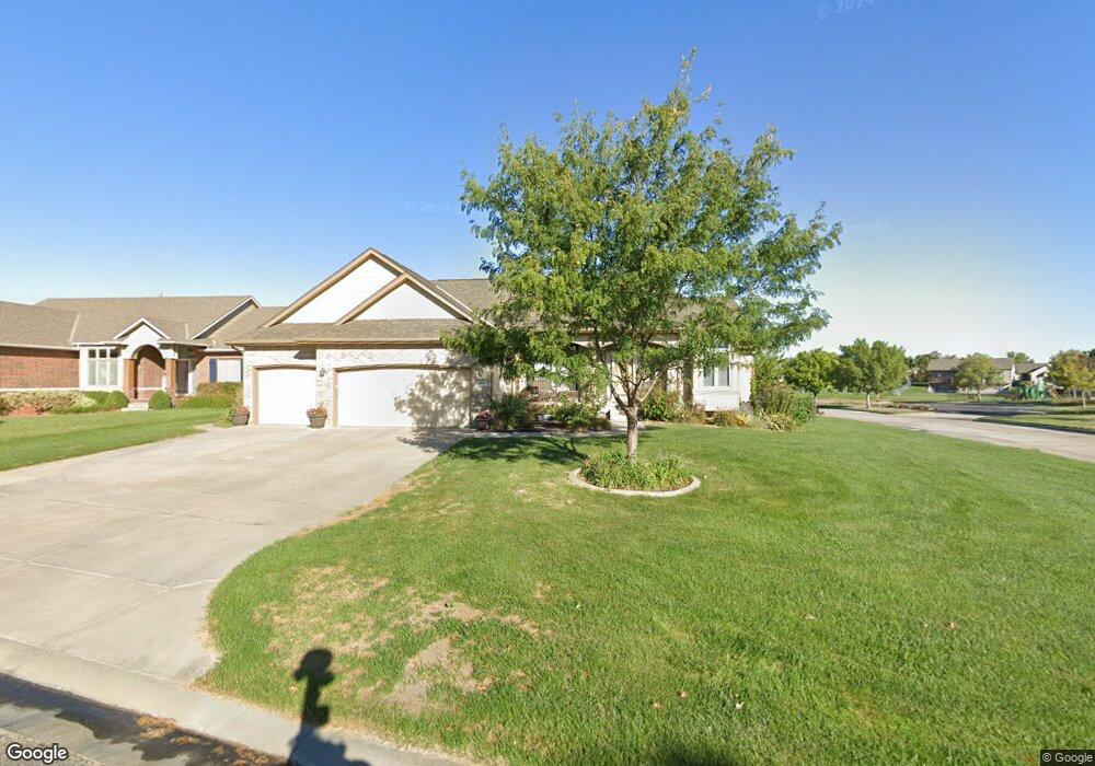 8302 W Palmetto Cir, Wichita, KS 67205 - photo 1