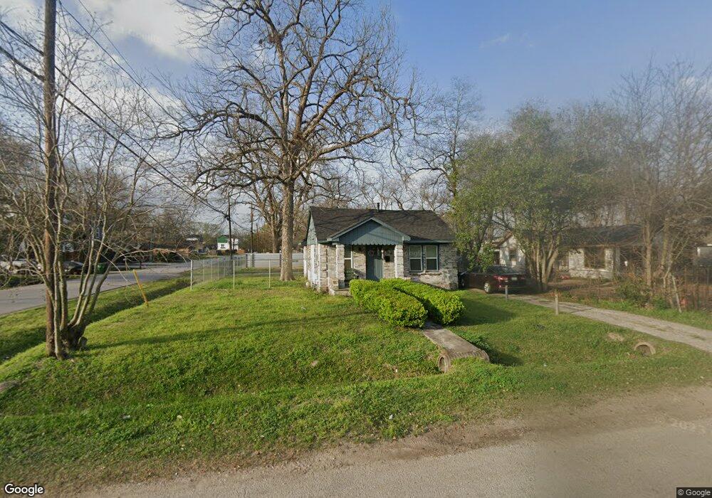 930 Wall St, Houston, TX 77088 - photo 1