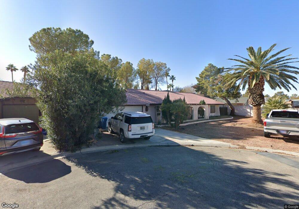 3667 E Viking Rd, Las Vegas, NV 89121 - photo 1