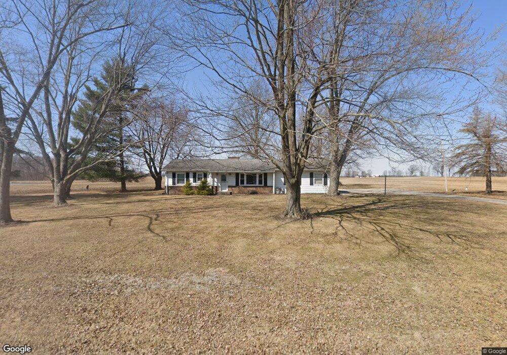 6835 Sandusky Rd, Lima, OH 45801 - photo 1