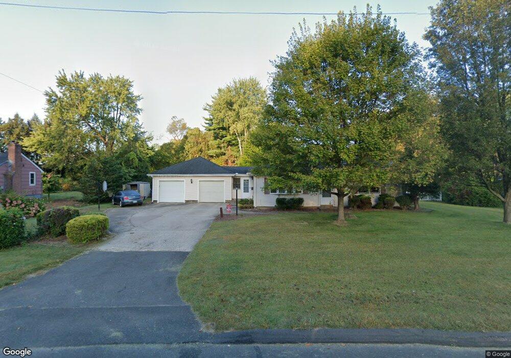 4 Stark Dr, East Granby, CT 06026 - photo 1