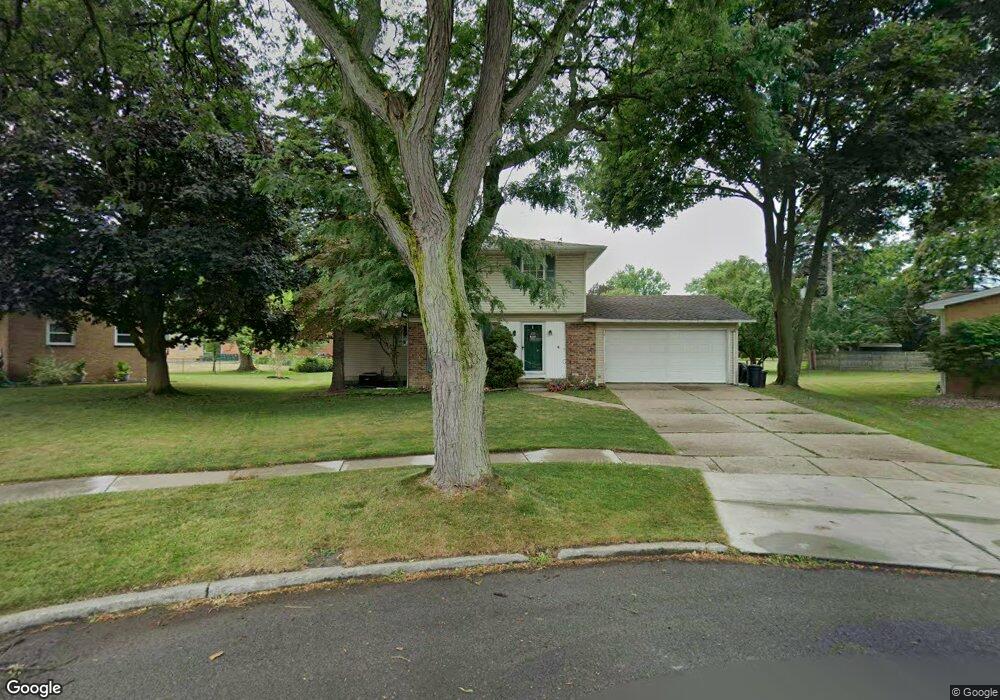 20 Niagara Cir, North Tonawanda, NY 14120 - photo 1