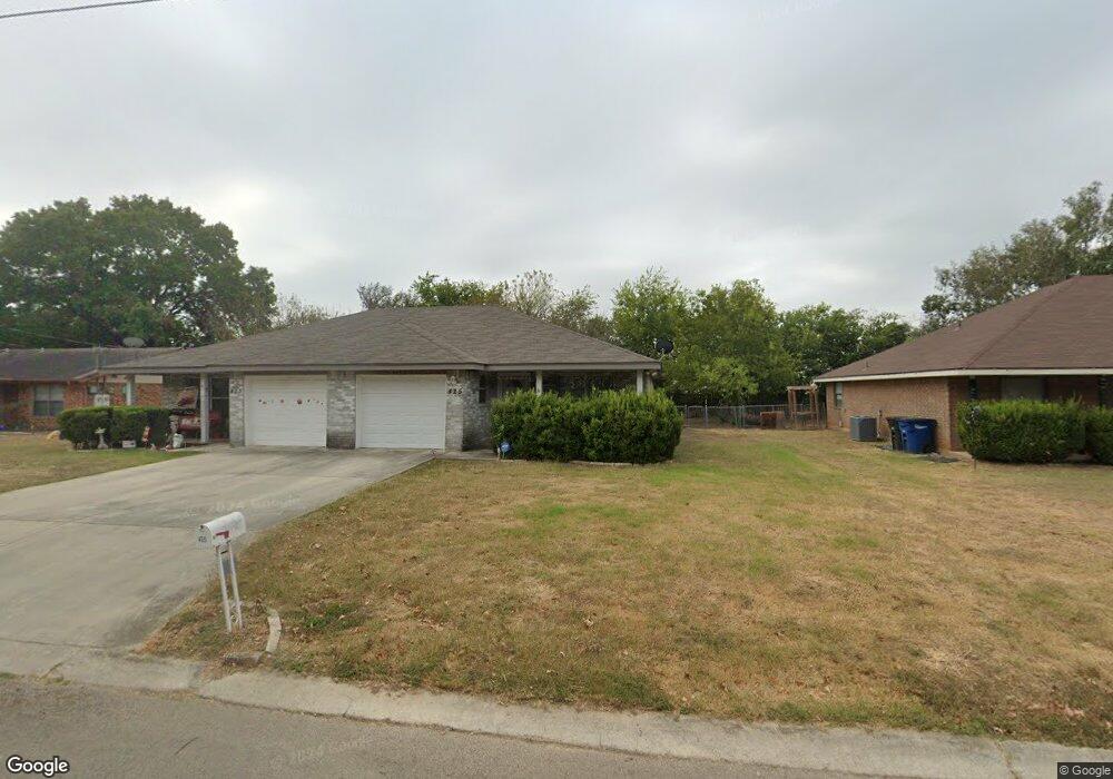 425 Buttercup, New Braunfels, TX 78130 - photo 1