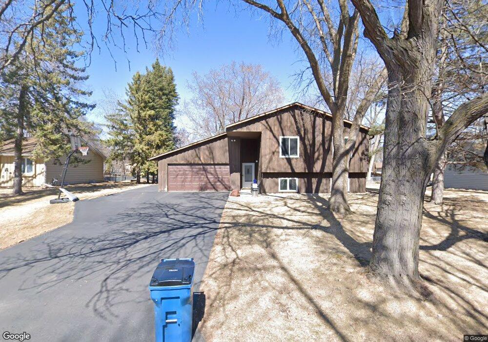 9736 101st Place N, Maple Grove, MN 55369 - photo 1