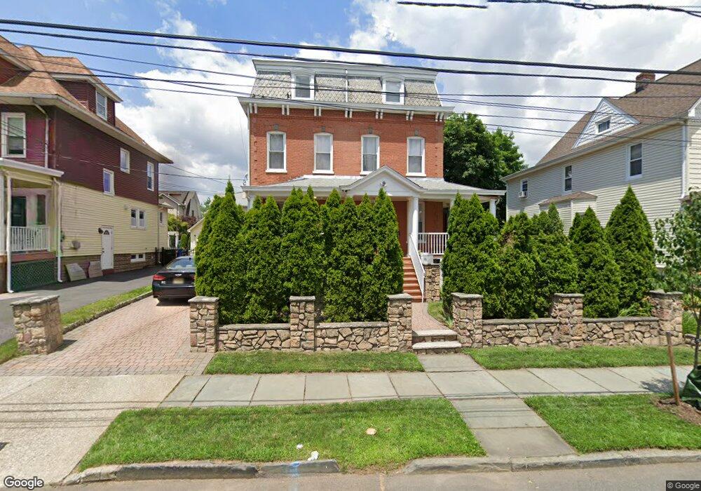 54 Maple St, Rutherford, NJ 07070 - photo 1