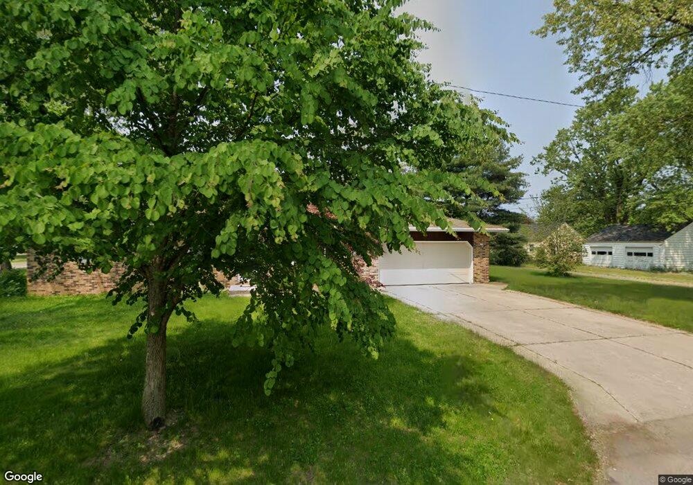 2223 13th St, Elkhart, IN 46517 - photo 1