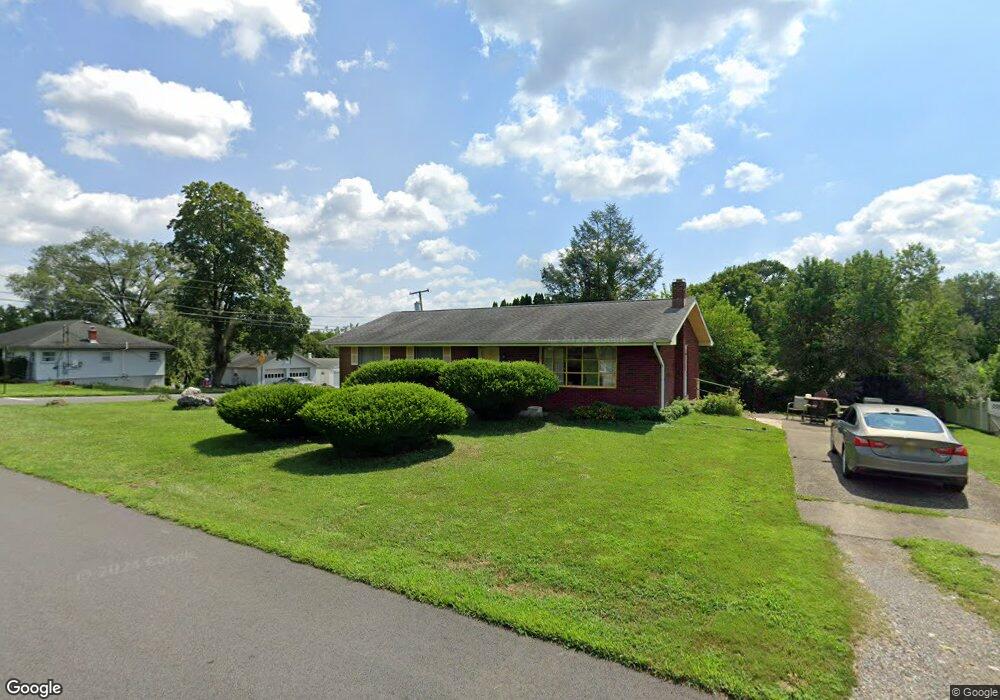 480 Lyndale St, Phillipsburg, NJ 08865 - photo 1