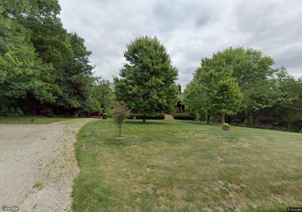 5783 Twin Pine Ln, Columbus, IN 47201 - photo 1