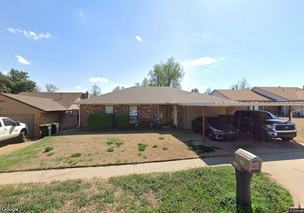 1520 NE 3rd St, Moore, OK 73160 - photo 1