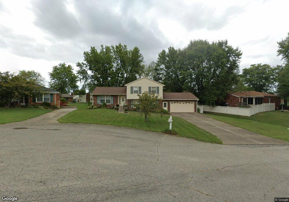 7605 Washington State Ct, Louisville, KY 40228 - photo 1