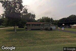 110 S East St, Capron, IL 61012
