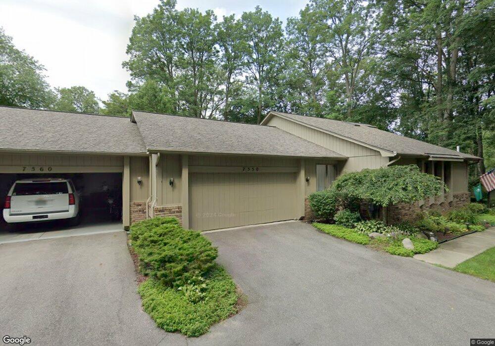 7550 Hemlock Dr, West Bloomfield, MI 48324 - photo 1