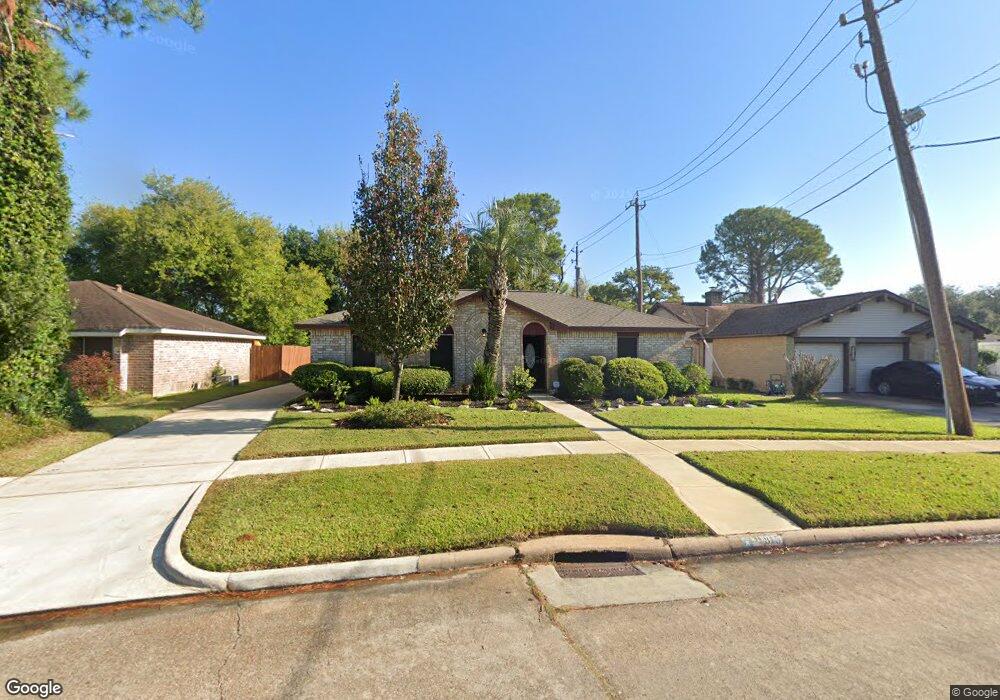 11815 Kirkway Dr, Houston, TX 77089 - photo 1