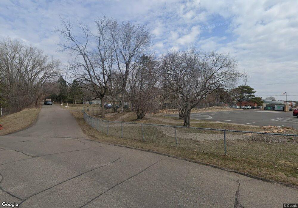 10762 Cedar Bend, Hopkins, MN 55305 - photo 1