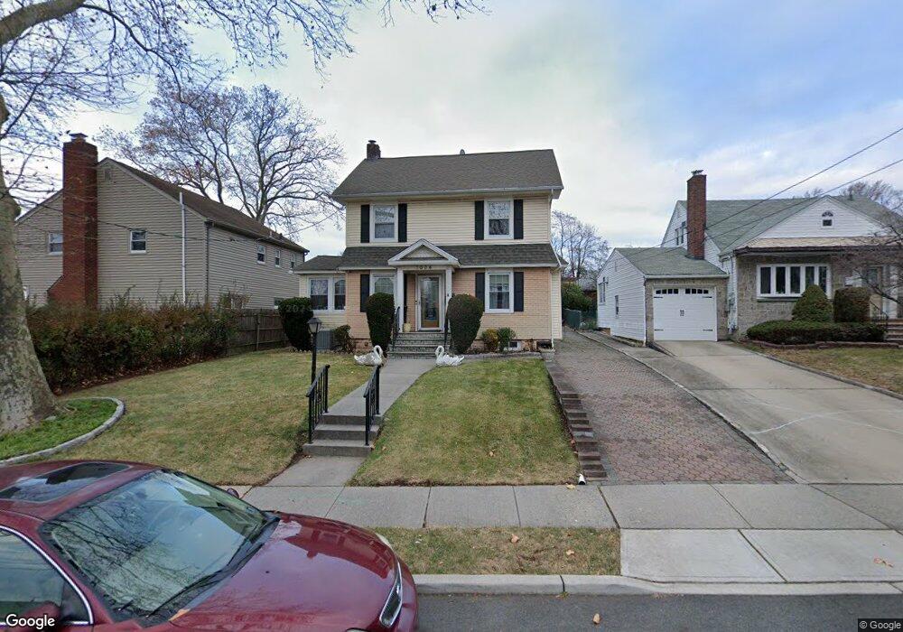 1034 Potter Ave, Union, NJ 07083 - photo 1