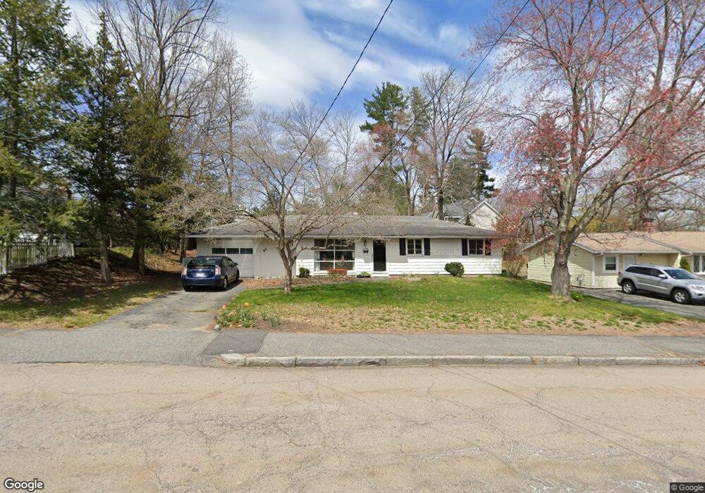 4 Wickford Rd, Framingham, MA 01701 - photo 1