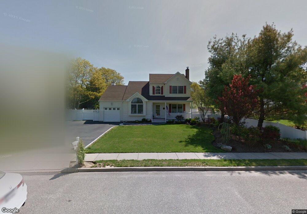 77 Spence Ave, Holtsville, NY 11742 - photo 1