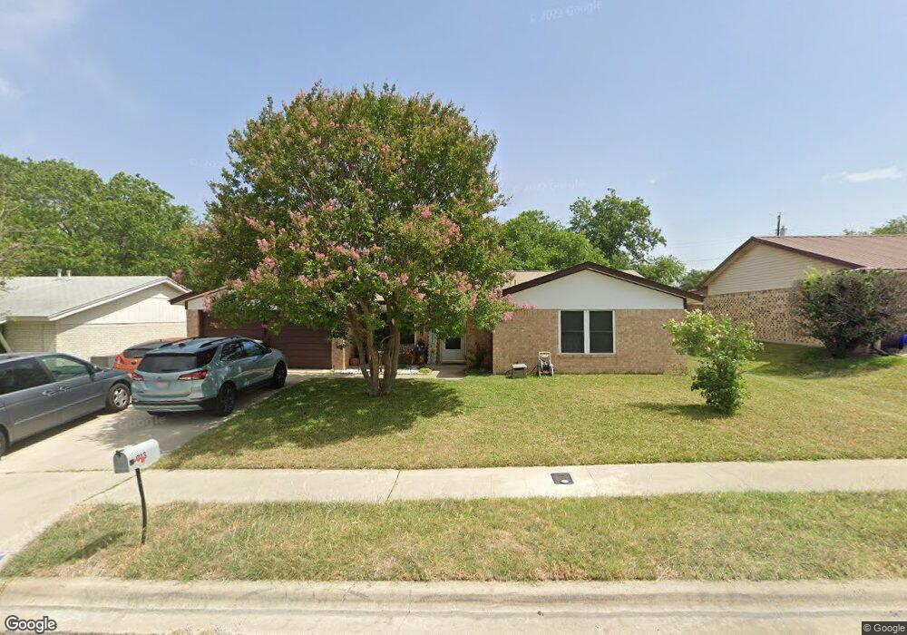 913 Holly St, Copperas Cove, TX 76522 - photo 1