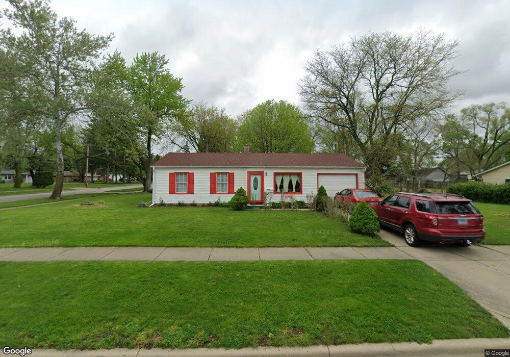 909 Robert St, Aurora, IL 60506 - photo 1