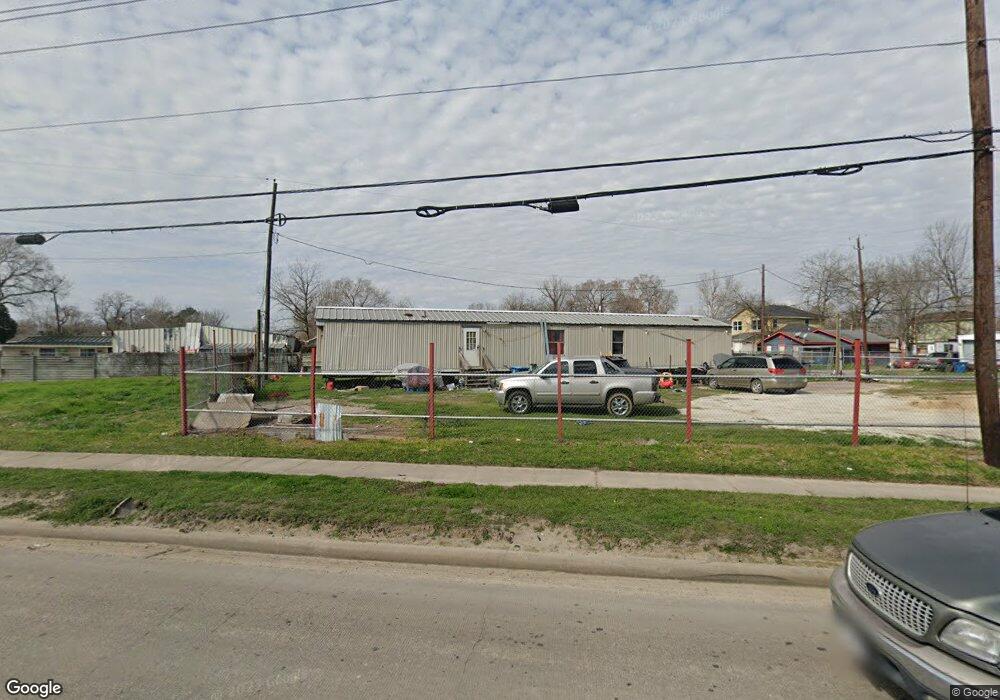 11577 NE Eastex Fwy, Houston, TX 77093 - photo 1