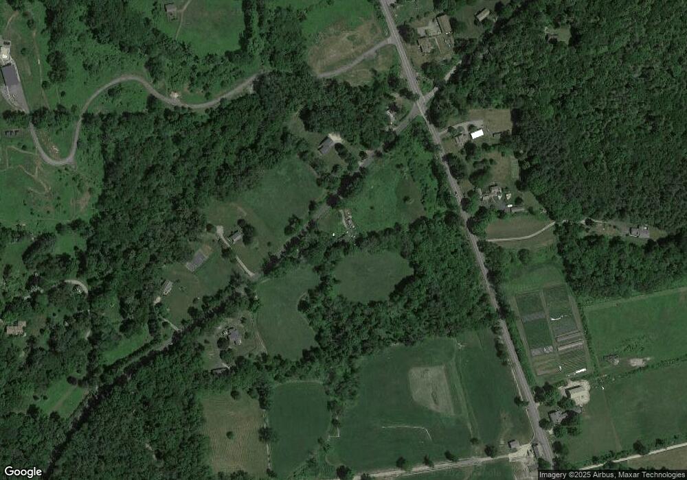 633 County Rd, Woodstock, CT 06281 - photo 1