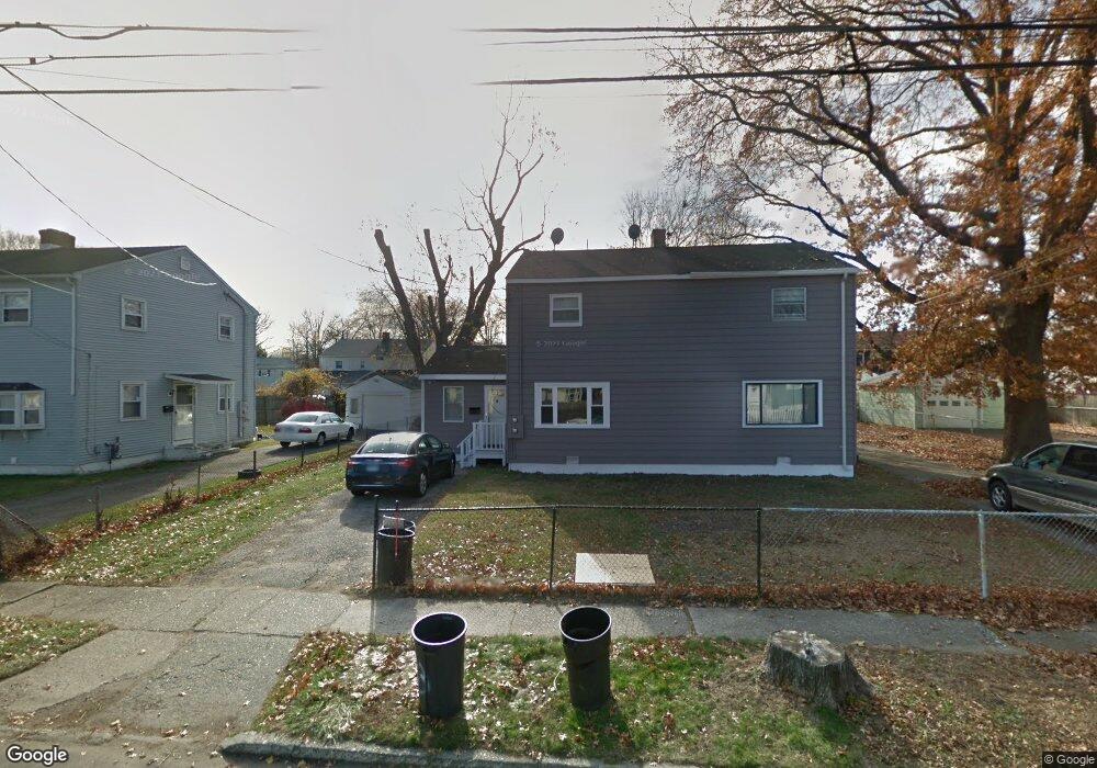 385 Mckinley Ave, Stratford, CT 06615 - photo 1