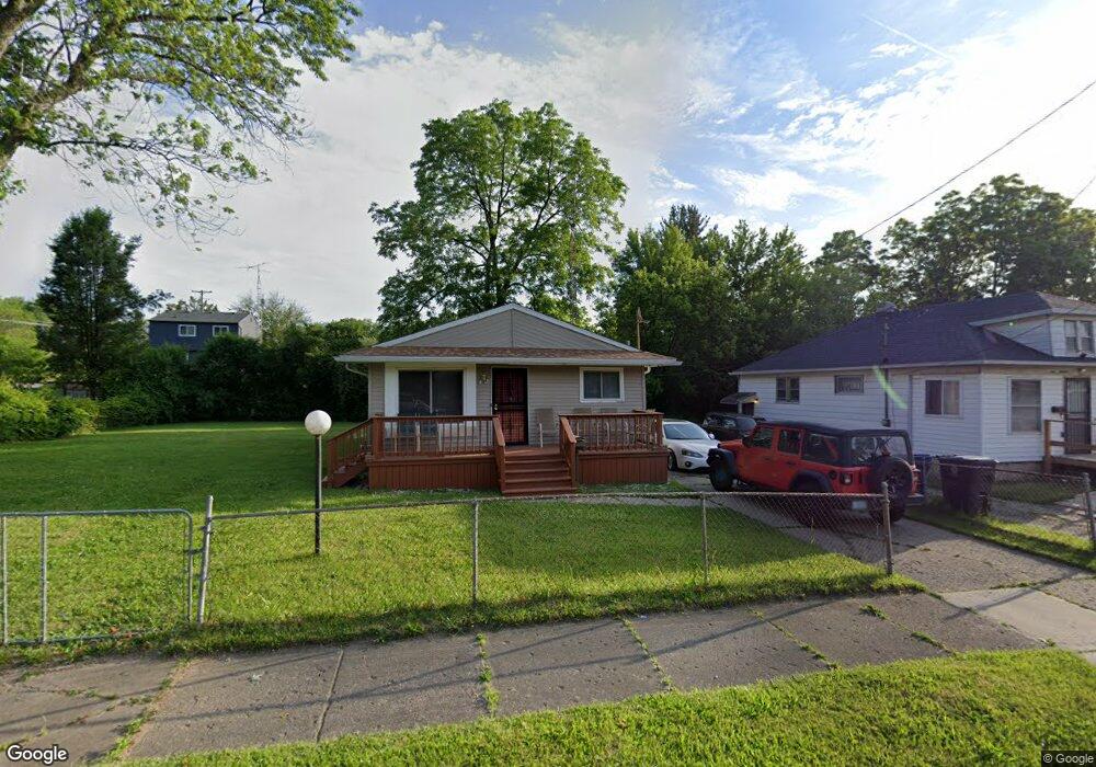 1009 E Russell Ave, Flint, MI 48505 - photo 1