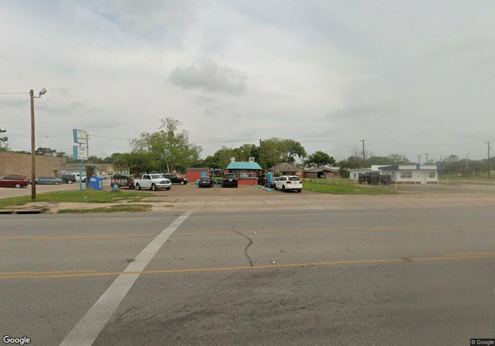 2601 7th St, Bay City, TX 77414 - photo 1