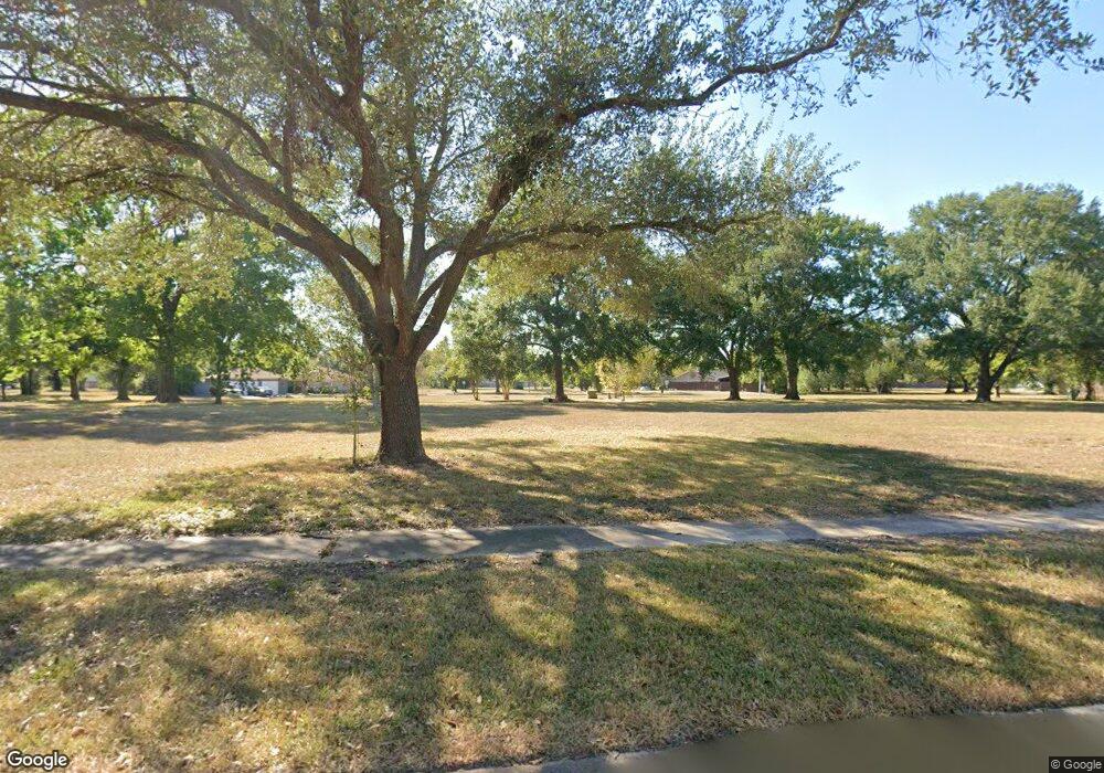 7107 Shady Vale Ln, Houston, TX 77040 - photo 1