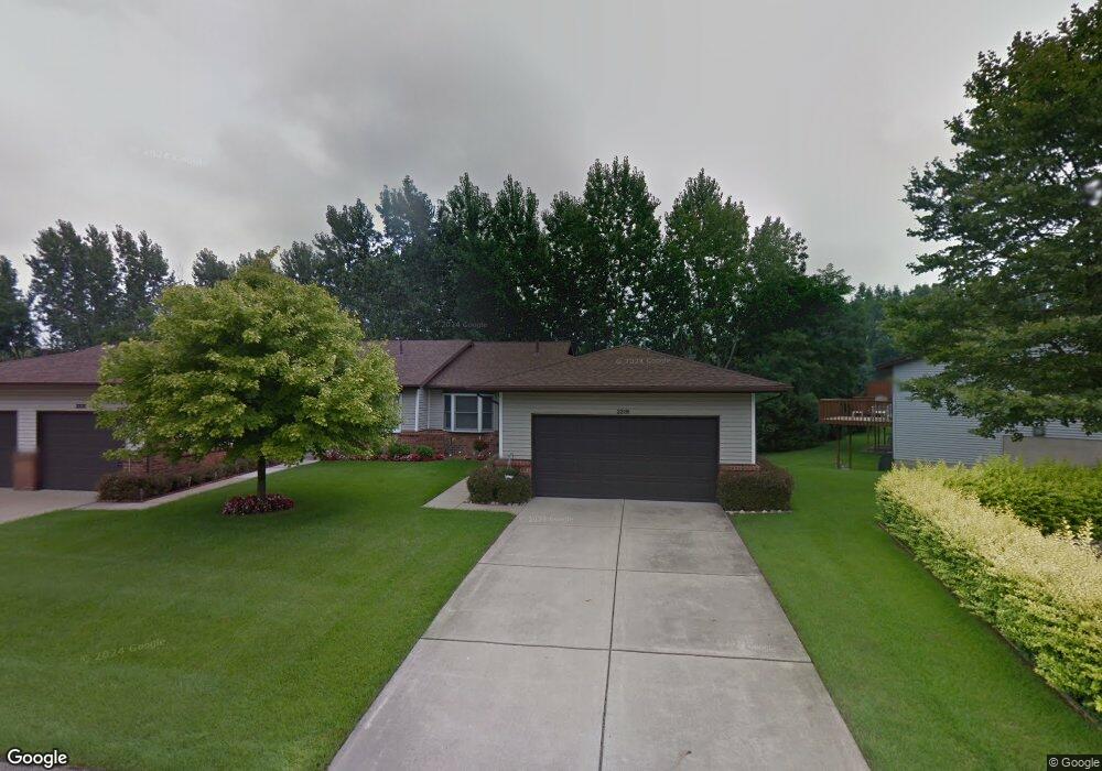 2218 Mapleton St NE, Grand Rapids, MI 49505 - photo 1