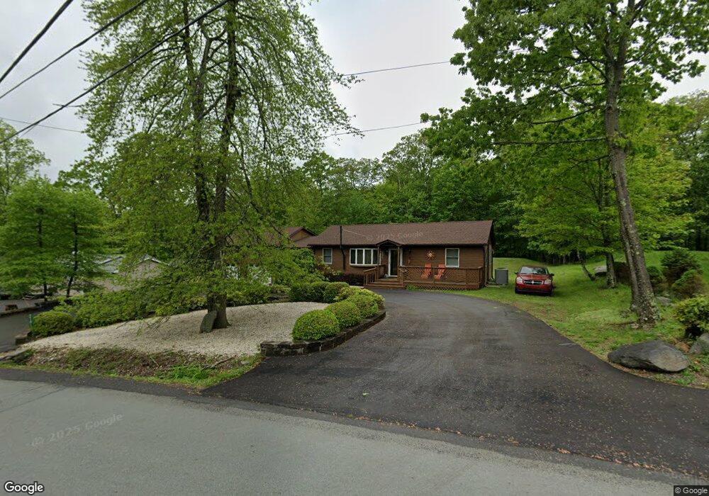 2191 Walnut Trail, Bushkill, PA 18324 - photo 1