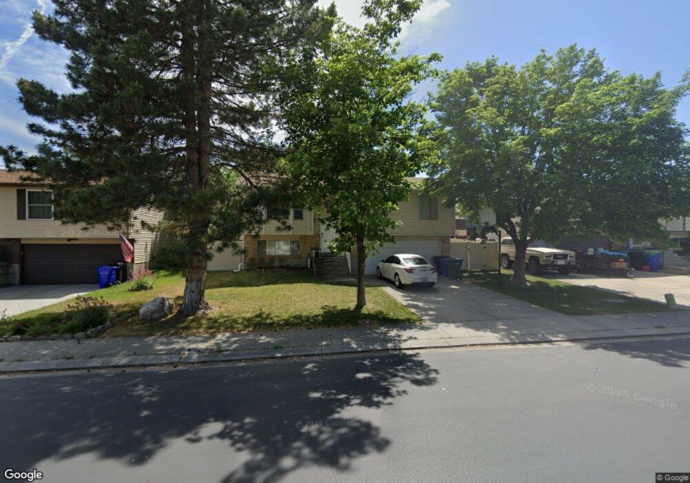 4913 Aspen Park Dr, West Jordan, UT 84081 - photo 1