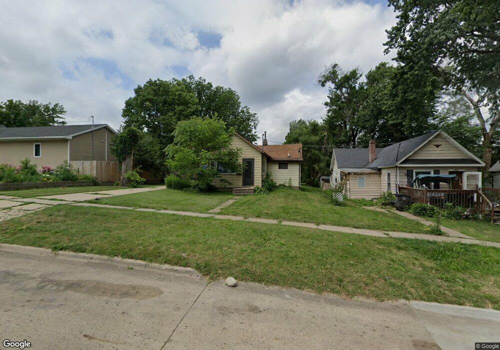 2416 SE 8th St, Des Moines, IA 50315 - photo 1