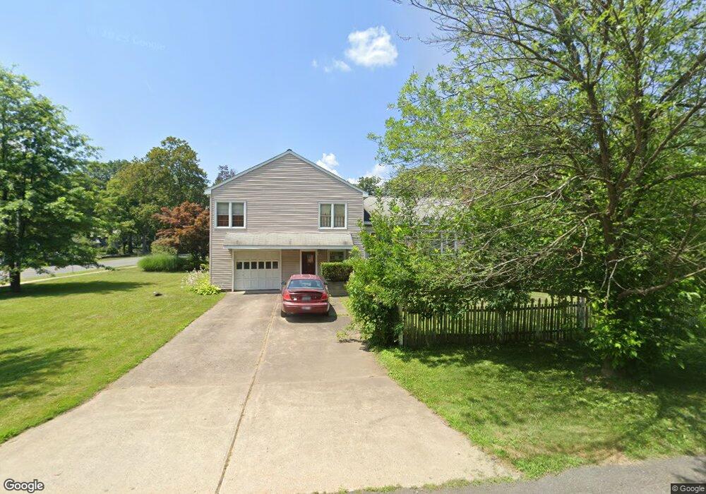 1511 Myron St, Schenectady, NY 12309 - photo 1