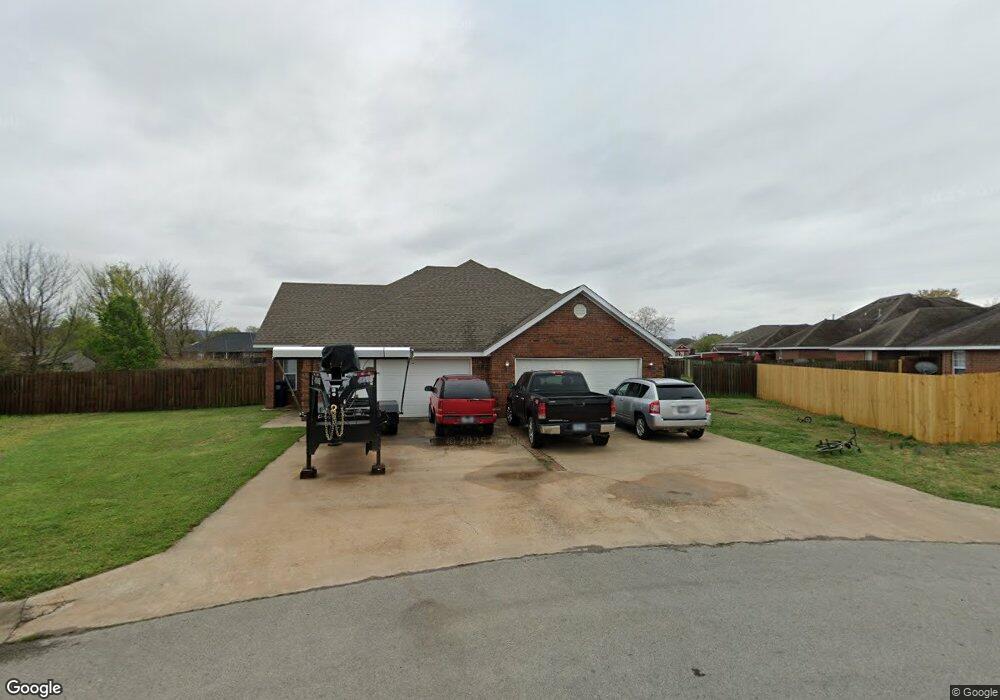 211 Hindman Dr, Prairie Grove, AR 72753 - photo 1
