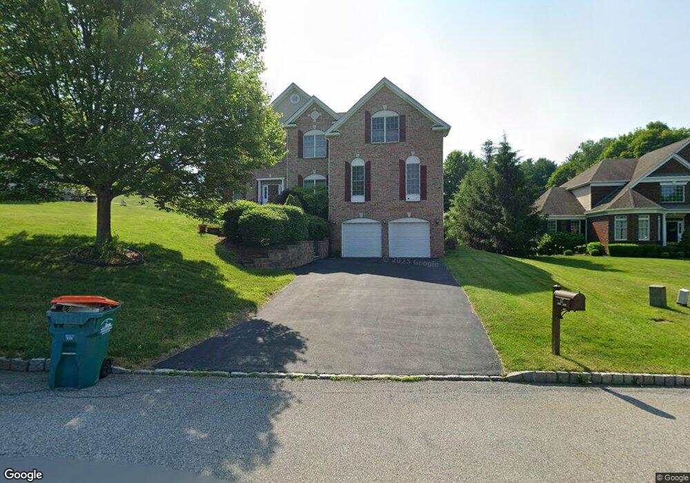 17 Susie Blvd unit 33, Poughkeepsie, NY 12603 - photo 1